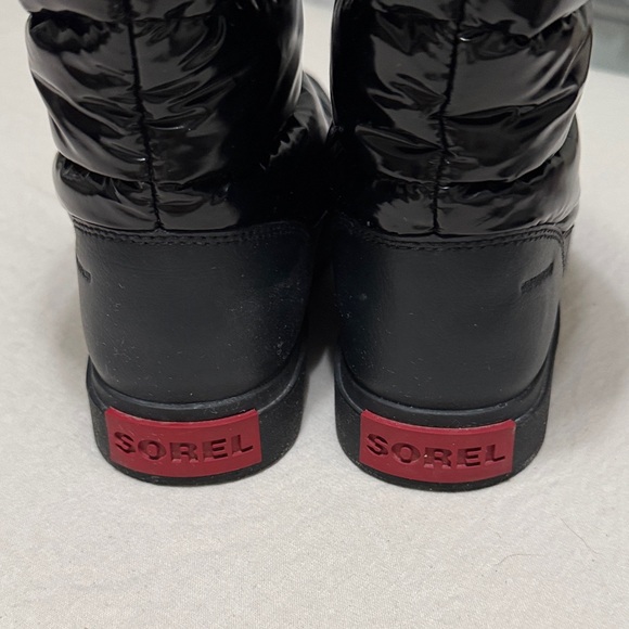 Sorel women’s Shiny Black Snow Boots - Picture 5 of 8